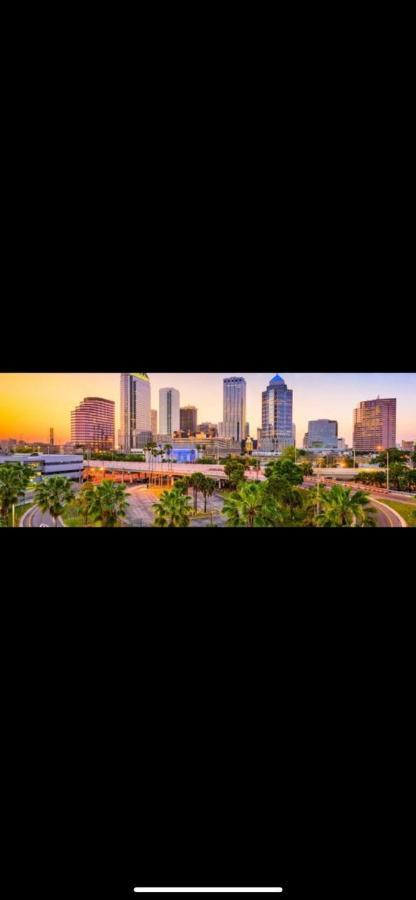 Bush Garden Park Nearby Apartments Tampa Bagian luar foto